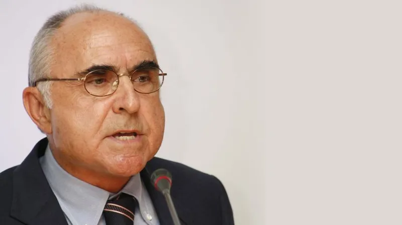 H E.O.E. εξέφρασε τη θλίψη της για την απώλεια του Θόδωρου Βασιλάκη