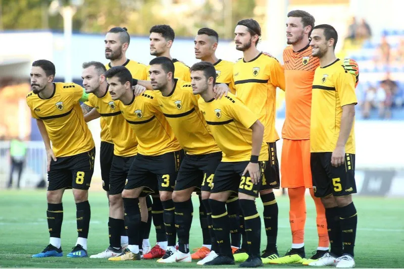 Μαύρα περιβραχιόνια στο Άρης-ΑΕΚ