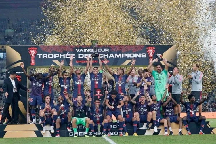 Super Cup με «τεσσάρα» η Παρί (vid)