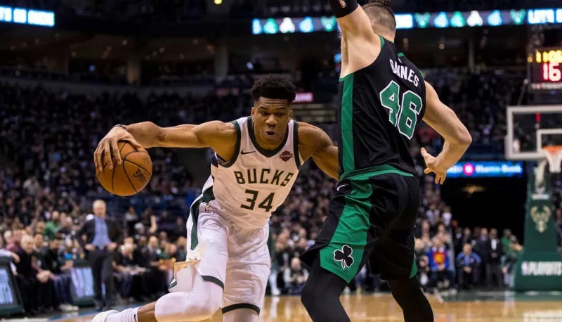 Χριστούγεννα στο NBA με Λεμπρόν και… Γιάννη!