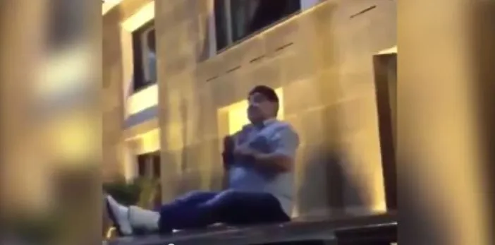 Προκαλεί λύπηση ο Μαραντόνα (vid)