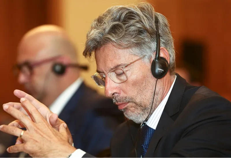 Γιατί... χτυπούσαν το κεφάλι τους με την επιλογή του Περέιρα