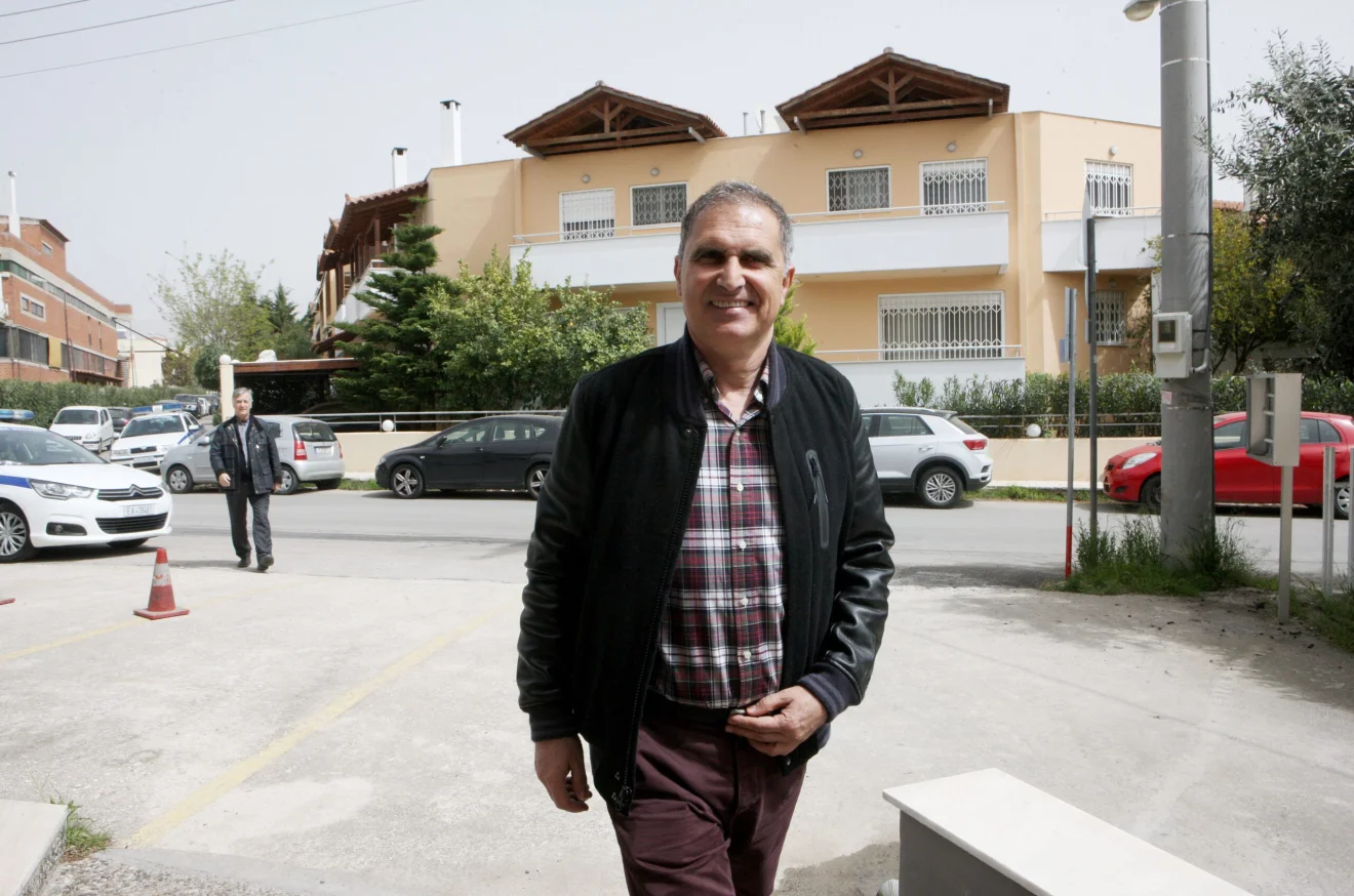 Μποροβήλος: «Προσωρινή λύση οι ξένοι διαιτητές»