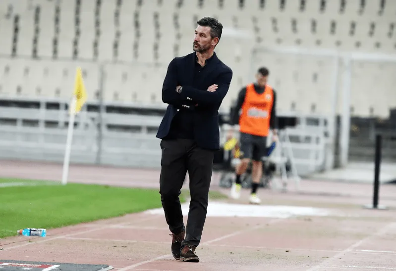 Ουζουνίδης στους παίκτες: "Συγχαρητήρια, αλλά..."