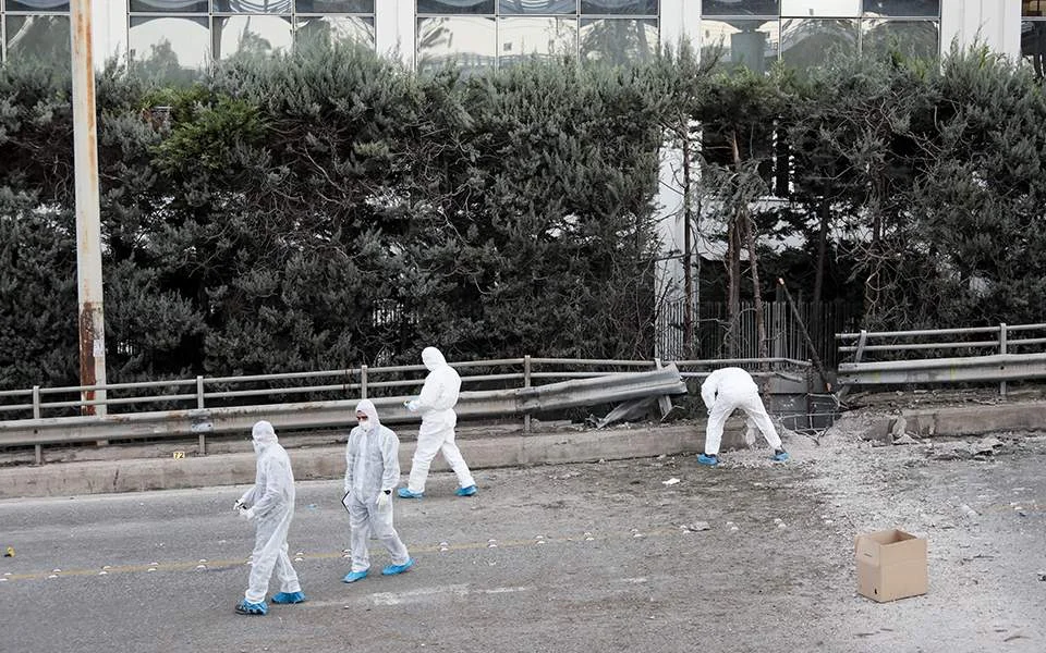 Παπακώστα για έκρηξη στον ΣΚΑΪ: «Ηθελαν να πλήξουν τη Δημοκρατία»