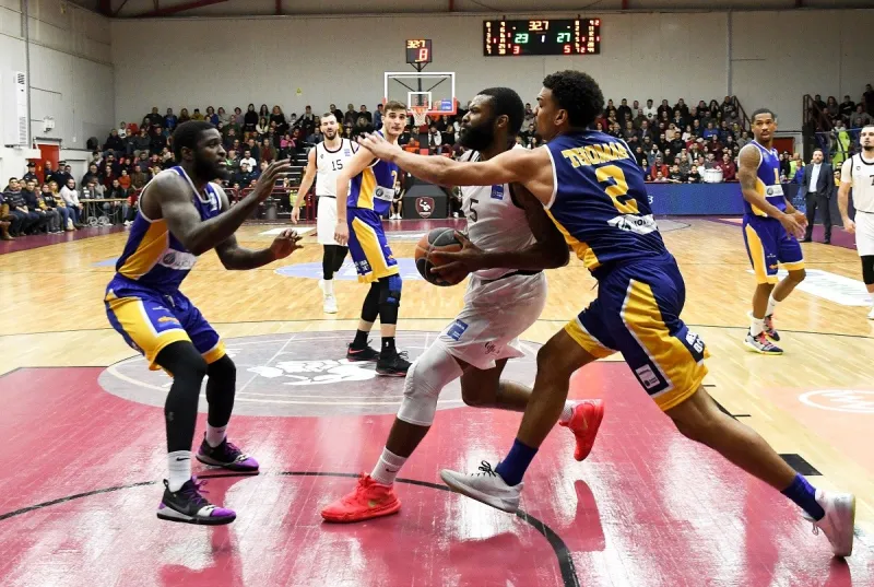 Ήφαιστος – Λαύριο 80-76:  Έβανς και Γκότσερ κράτησαν το αήττητο