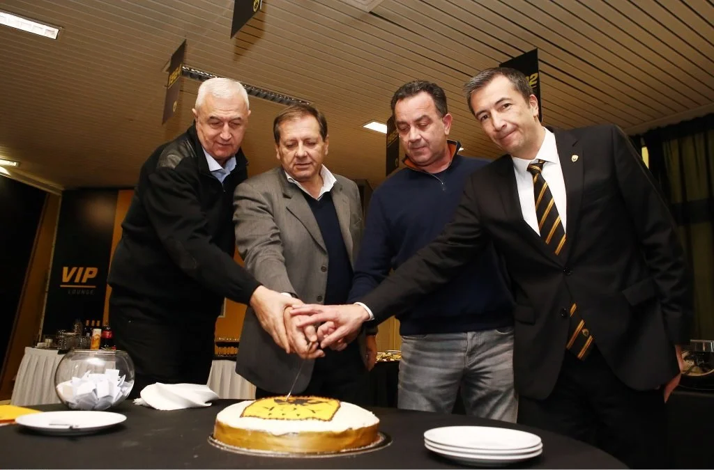 ΑΕΚ: Ο Θίοντορ πήρε το φλουρί (pics)