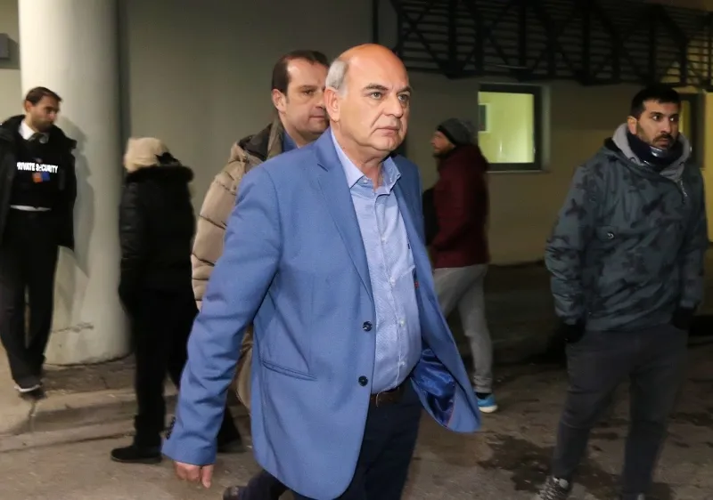 Β. Γραμμένος: «Ήθελα κι εγώ ξένους. Του χρόνου το VAR»