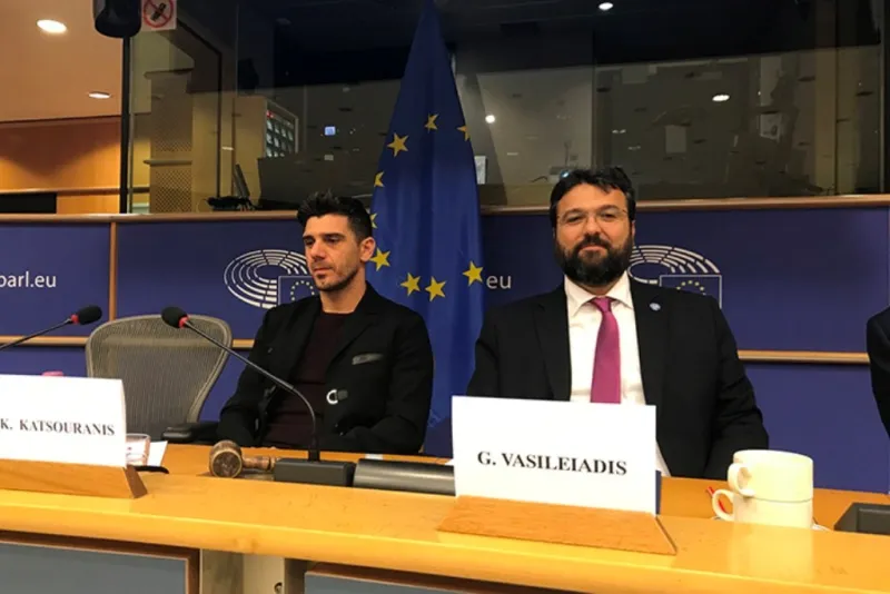 Ο Βασιλειάδης στην Αττική, ο «Κατσούρ» στα... μαύρα