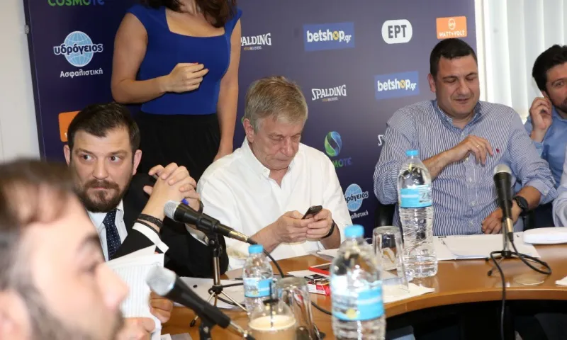 Ένταση με τον Ολυμπιακό στο έκτακτο ΔΣ του ΕΣΑΚΕ