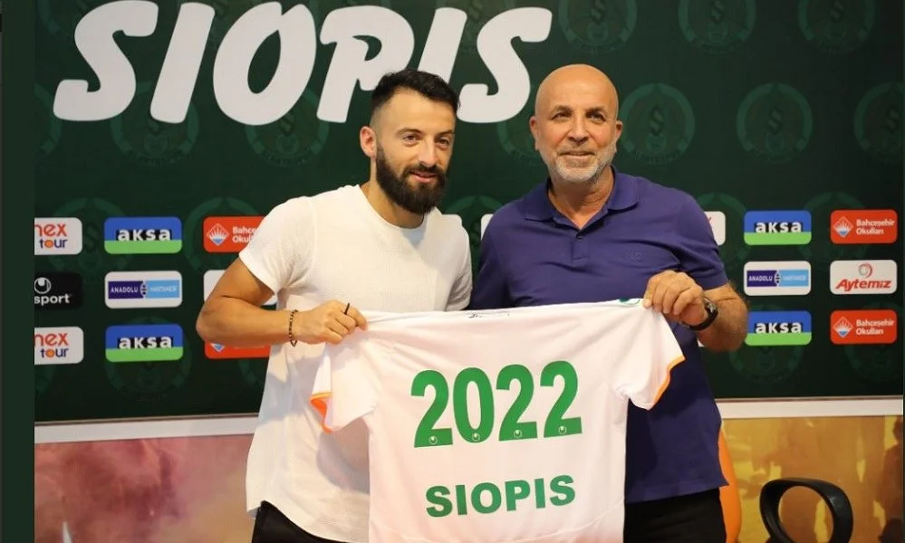 Σιώπης: «Σημαντικό βήμα, να παραμείνω στην Εθνική»