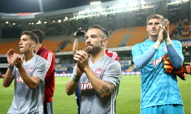 Βαλμπουενά: «Περήφανος στον Ολυμπιακό»