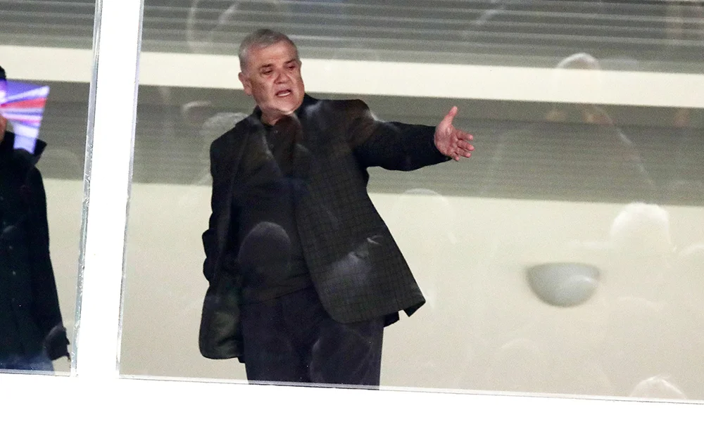 Στα Σπάτα ο Μελισσανίδης - Σε καραντίνα ο Βράνιες!