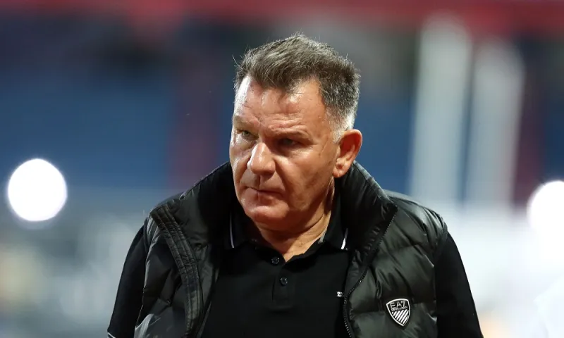 Κούγιας: «Δεν θα φύγω ποτέ από την ΑΕΛ!»