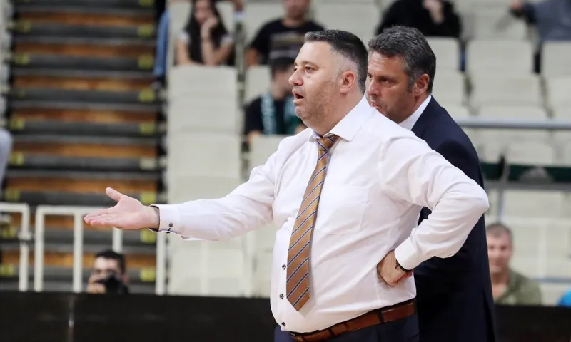 Γιατράς: «Να μείνουμε πιστοί στο πλάνο μας»