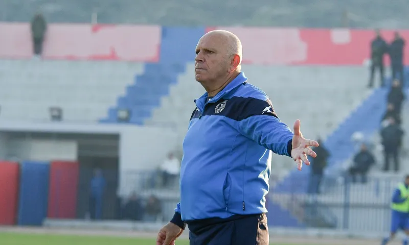 Ασπρόπυργος: Προς παραμονή ο Βαζάκας, «σκάνε» μεταγραφές
