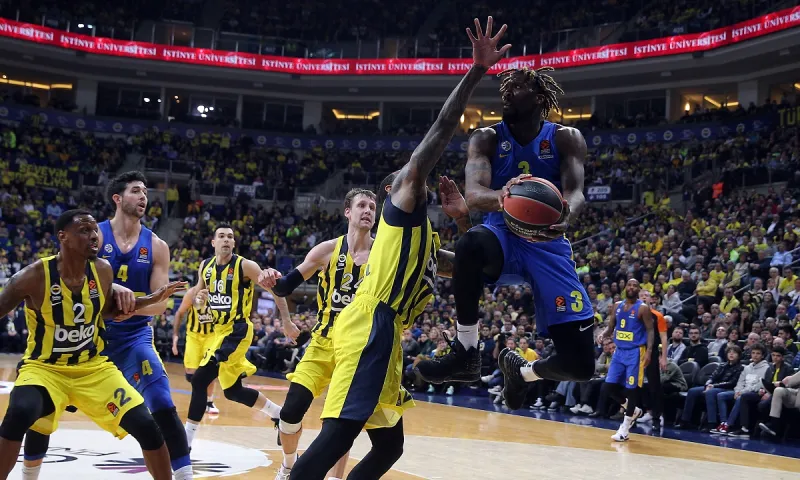 Φενέρμπαχτσε- Μακάμπι 77-78: Με υπογραφή Σφαιρόπουλου (vid)