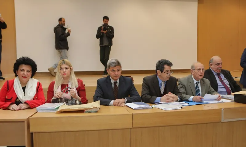 Η μηνυτήρια αναφορά για την ΕΕΑ και την απόπειρα δωροδοκίας!