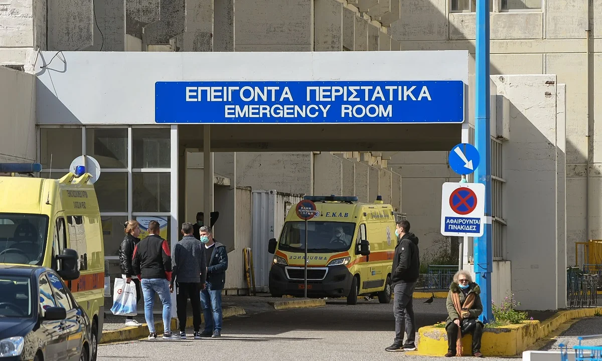 Κορονοϊός Ξάνθη: Κηδεία με απίστευτα μέτρα προστασίας (pic)