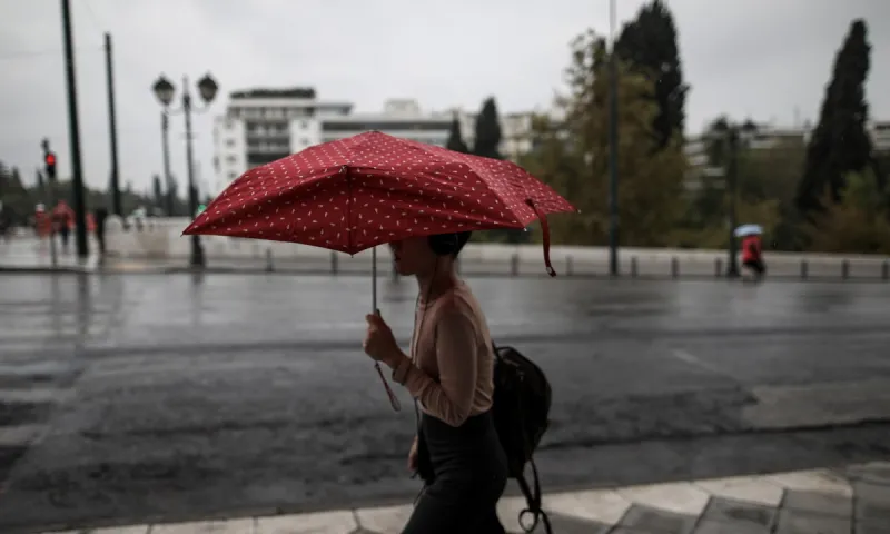 Καιρός 7/4: Βροχές και τσουχτερό κρύο