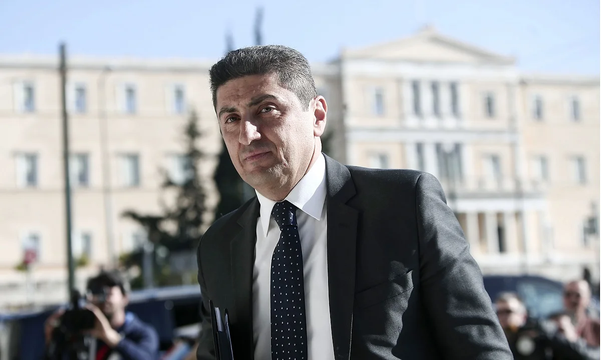 Αυγενάκης: «Ανοιχτό θέμα η αναδιάρθρωση - Δεν θα συνεχιστεί το ερασιτεχνικό ποδόσφαιρο»