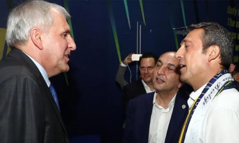 Ομπράντοβιτς: «Προτεραιότητα μου να μείνω στην Φενέρ»
