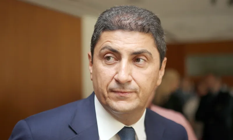 Αυγενάκης: Μόνο ατομικές προπονήσεις και για κόσμο βλέπουμε από Σεπτέμβριο