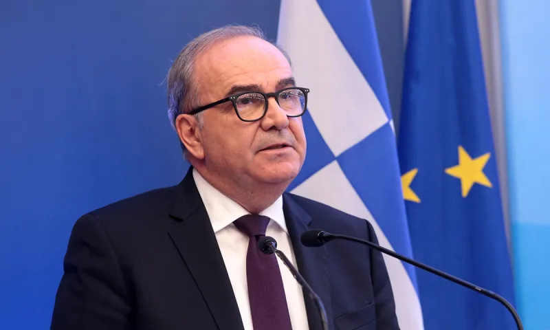 Άρση μέτρων: Ποια καταστήματα και με ποιον τρόπο, ανοίγουν τη Δευτέρα