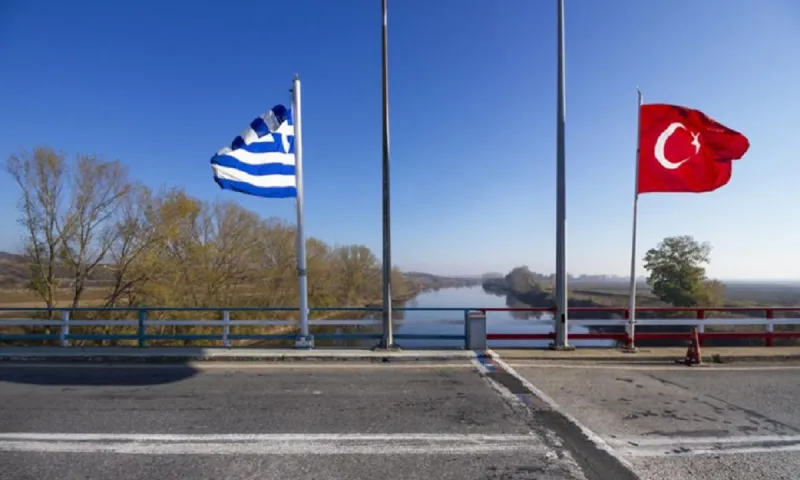Έβρος- Σύνορα: Προκαλούν οι Τούρκοι - Νέοι πυροβολισμοί