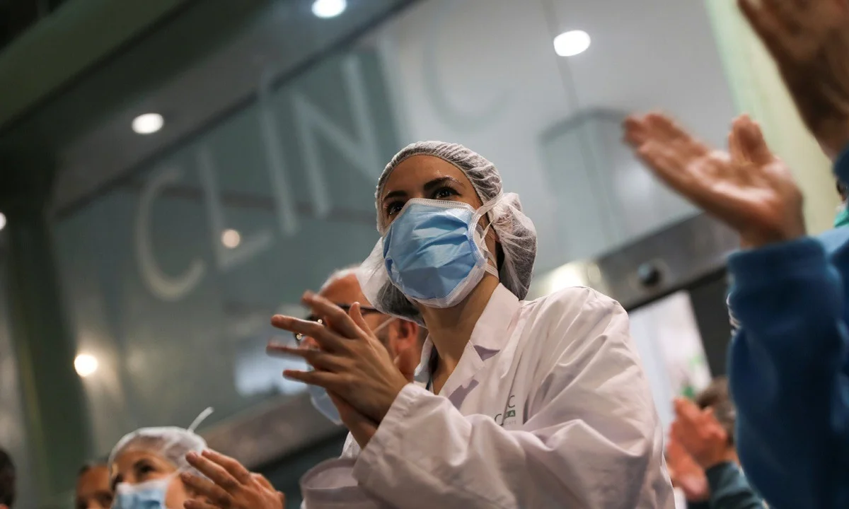 Κορονοϊός: Λιγότεροι από 100 νεκροί στην Ισπανία μετά από δύο μήνες