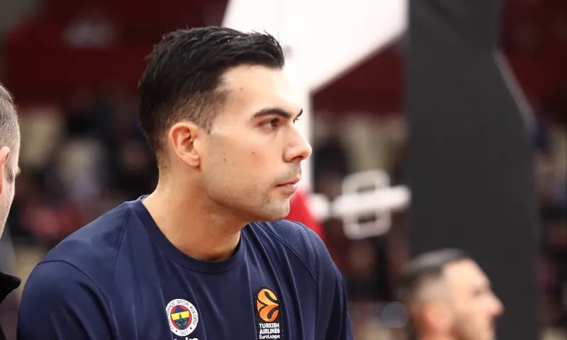 Ολυμπιακός: Πρόσω ολοταχώς για Σλούκα