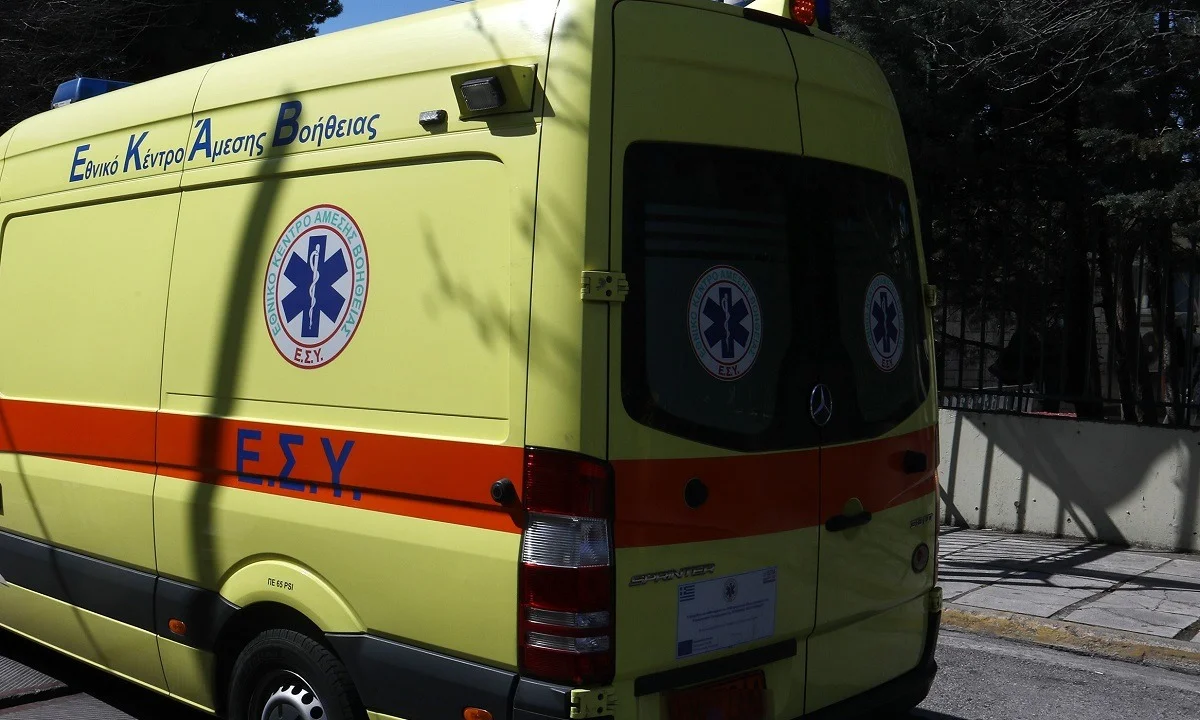 ΣΟΚ στα Τρίκαλα: Έπεσε από τον τρίτο όροφο πολυκατοικίας
