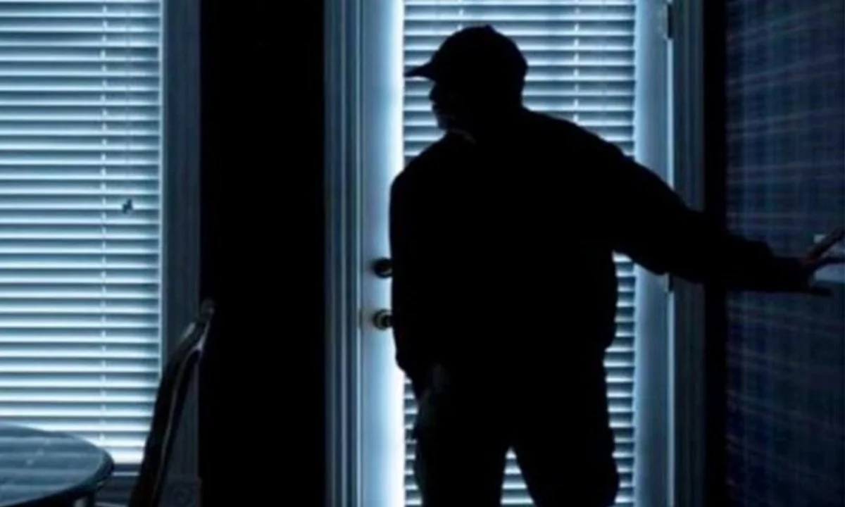 Ρόδος - Διαρρήκτης κάλεσε μόνος του την αστυνομία: «Ελάτε να με συλλάβετε»