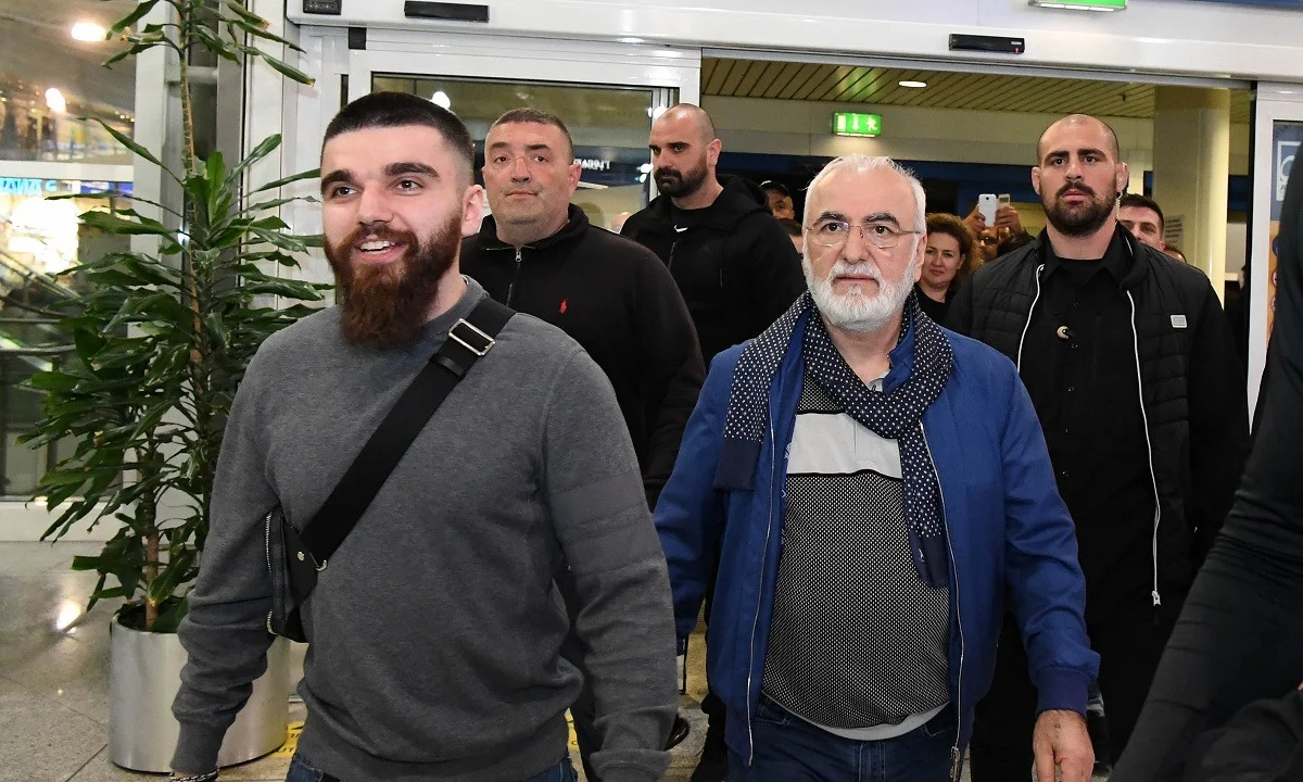 Σαββίδης: «Αξιοπρέπεια και τιμή, έννοιες αντίθετες με το κόκκινο σωματείο»