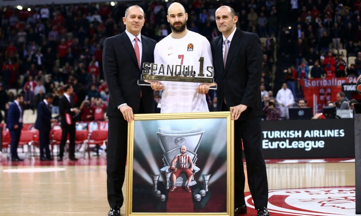 Όταν ο Σπανούλης άλλαζε την ιστορία και γινόταν «ερυθρόλευκος»
