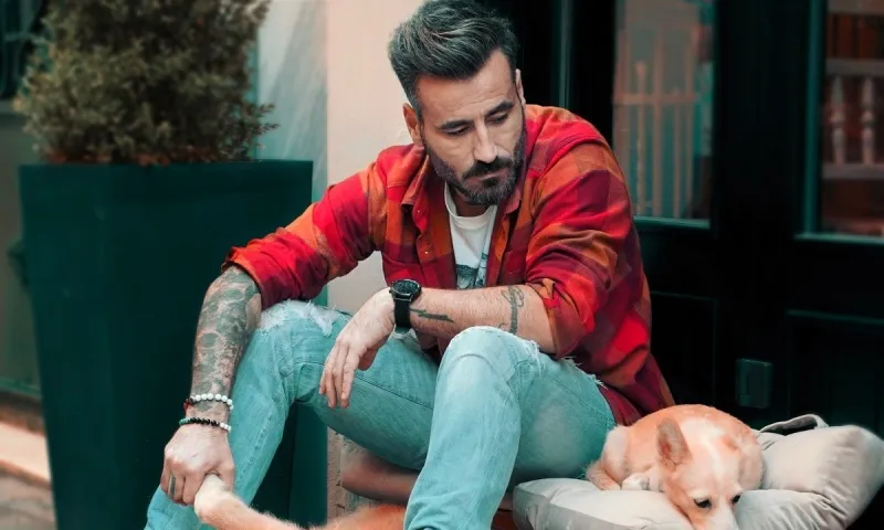 Παντρεύεται ο Γιώργος Μαυρίδης (vid)