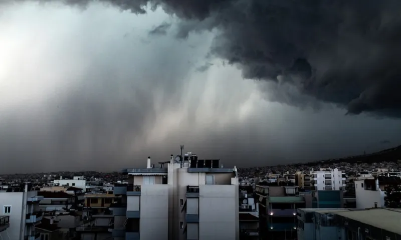 Καιρός - Έκτακτο δελτίο: Συνεχίζεται ως την Κυριακή τα έντονα φαινόμενα