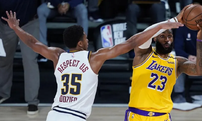 NBA: O Κούζμα έδωσε το ντέρμπι οι Λέικερς, αήττητοι οι Σανς πάνε για πλέι οφ! (vids)