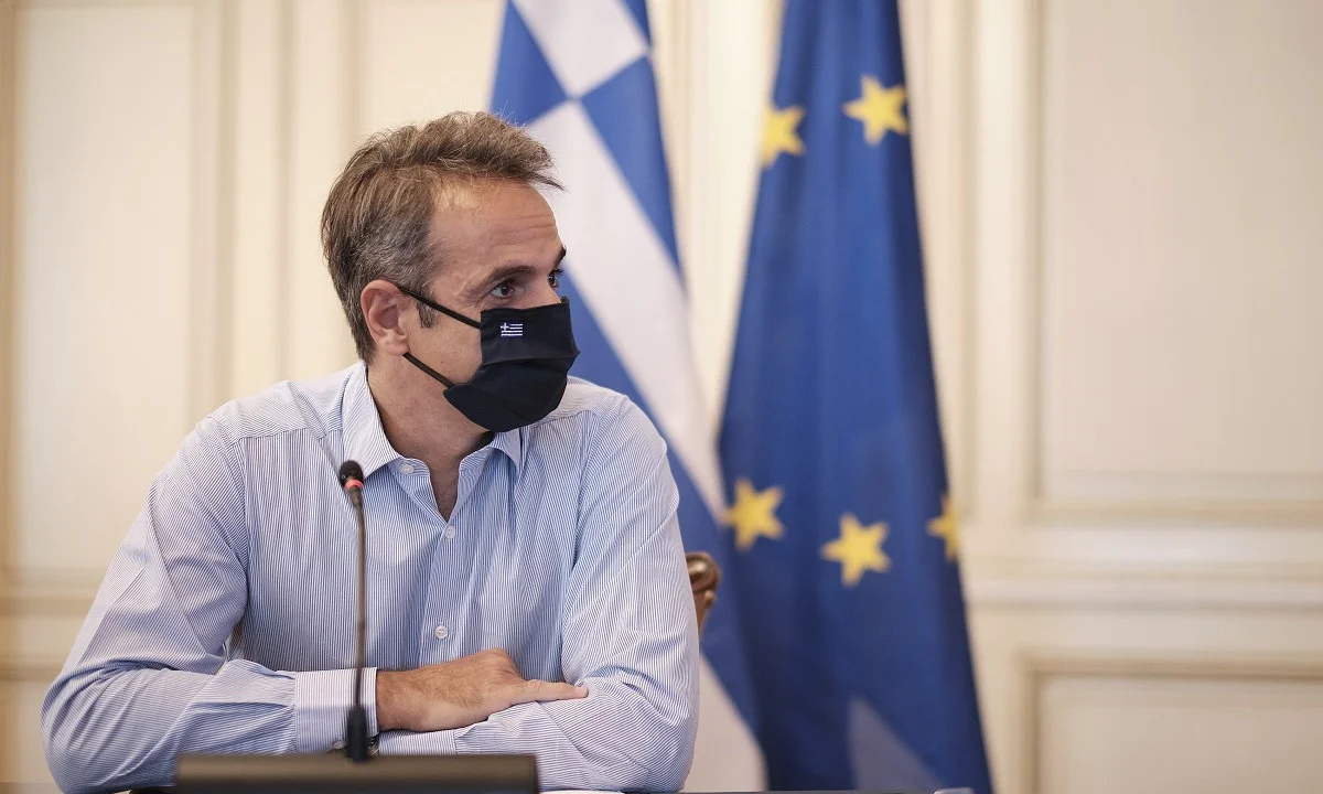 Μητσοτάκης: Ανακοινώνει νέο πακέτο στήριξης – Μείωση φόρων και εισφορών (vids)
