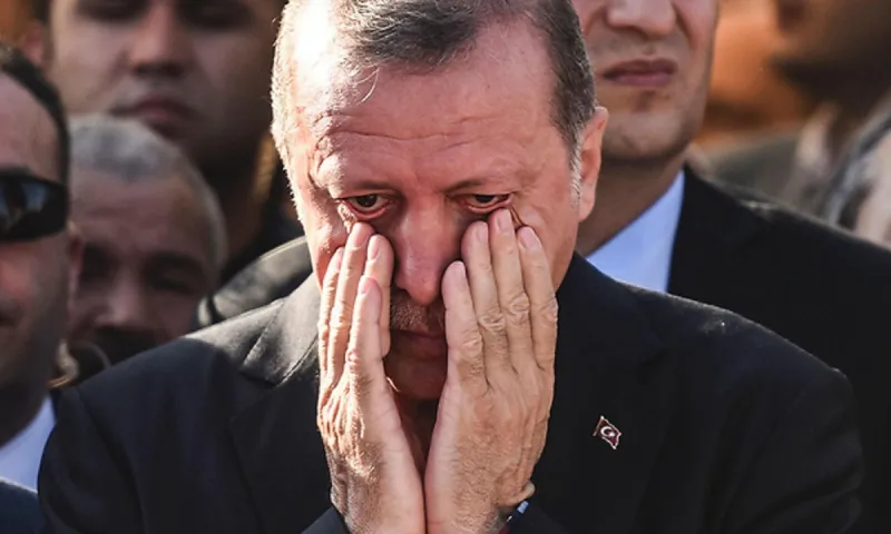Ελληνοτουρκικά: «Με την Τουρκία κάνεις διάλογο έχοντας μαζί σου πάντα ένα μεγάλο ρόπαλο»