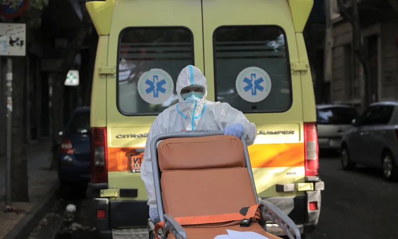 Κορονοϊός - κρούσματα: Ξανά πάνω από 400, δύο νέοι θάνατοι
