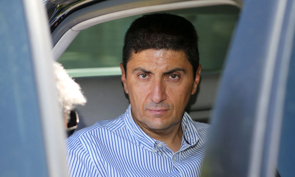 ΚΚΕ: «Αβοήθητα τα σωματεία από τον κ. Αυγενάκη και όλες τις Κυβερνήσεις»