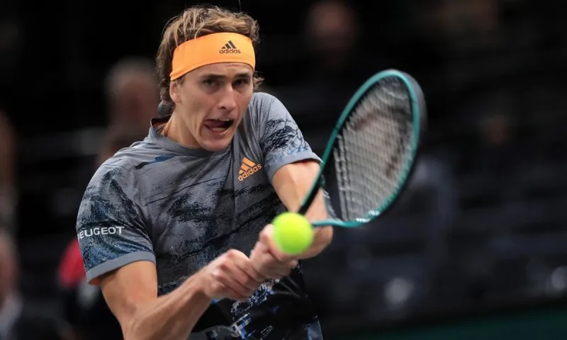 ATP Finals: Ζωντανός για την πρόκριση ο Ζβέρεφ