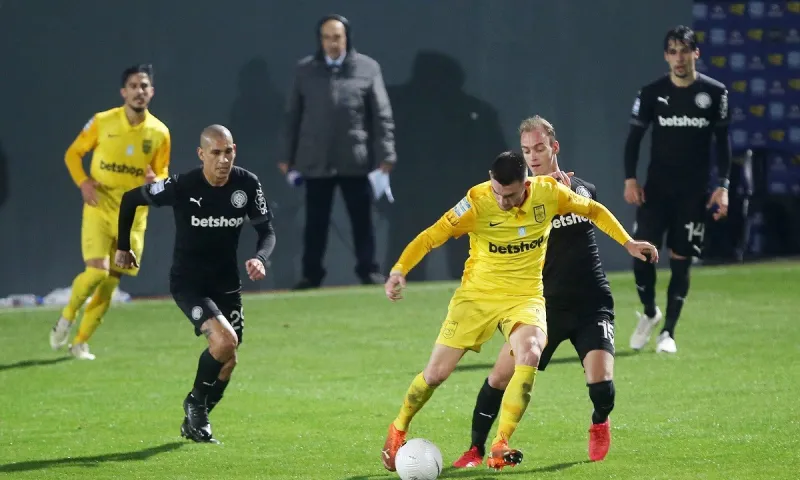 Bαθμολογία Super League: Ο Άρης έπιασε τον Ολυμπιακό στην 1η θέση