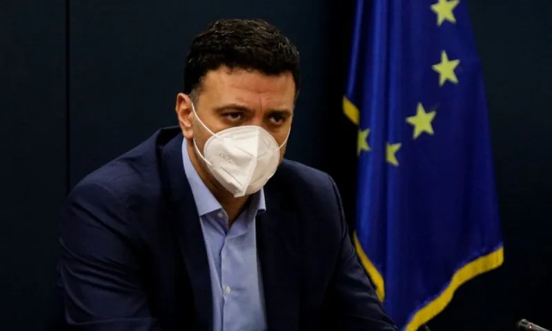 Κικίλιας: «Ανησυχητικές καθυστερήσεις στις παραδόσεις εμβολίων»