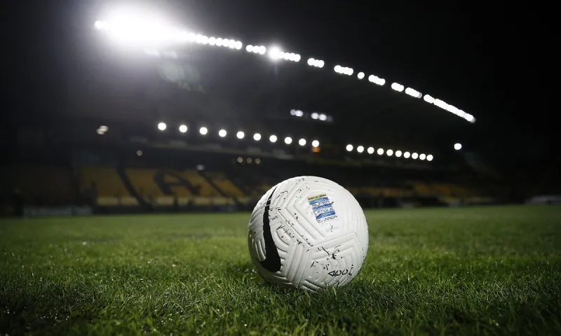 Super League: Πρόστιμα σε ΠΑΟΚ και Παναθηναϊκό, διπλή απαλλαγή για τον Άρη