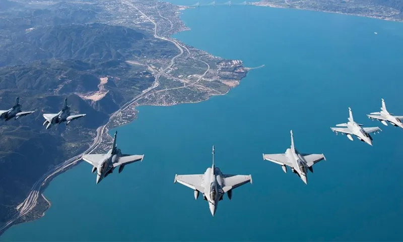 Ελληνοτουρκικά - Αιγαίο: Η πρώτη πτήση των Rafale - Βίντεο μέσα από το κόκπιτ!