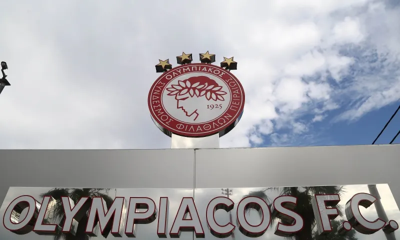 Ολυμπιακός: «Απόφαση σκάνδαλο, αγοράστε ομάδες να παίρνετε πρωταθλήματα – Ταφόπλακα στο ποδόσφαιρο»