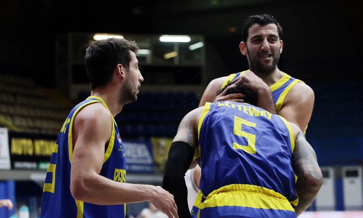Μεσολόγγι- Περιστέρι 63-70 (ΤΕΛΙΚΟ)