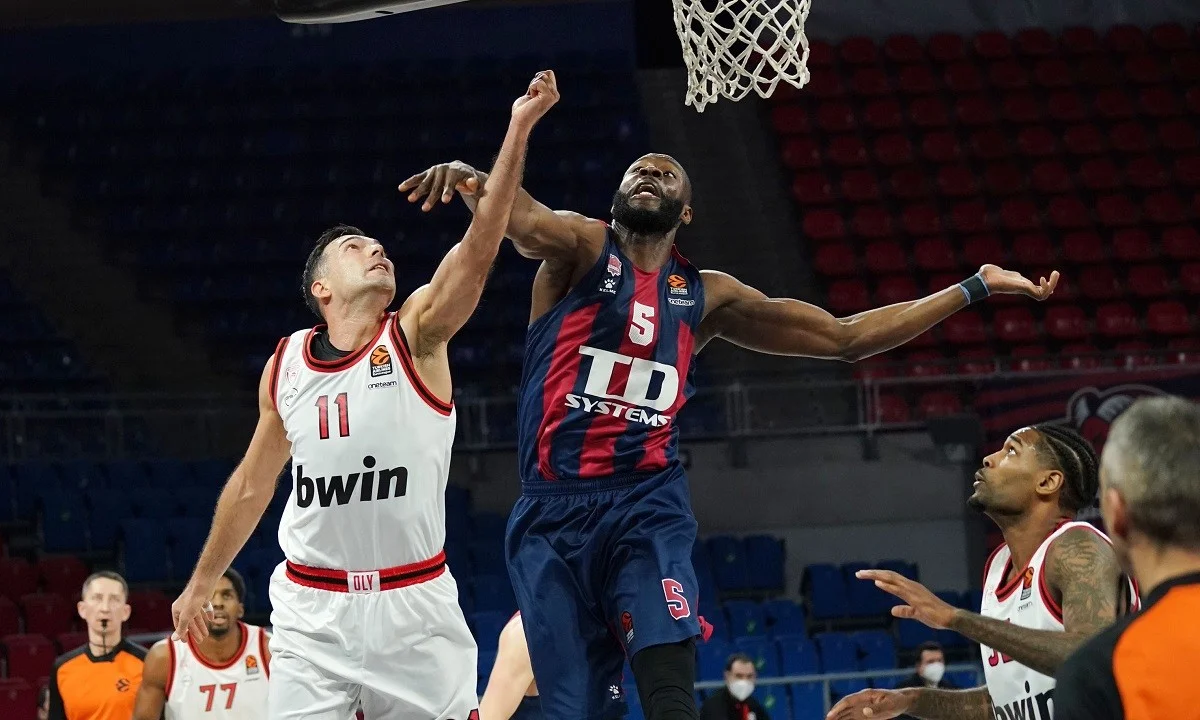 Μπασκόνια- Ολυμπιακός 91-66: Ελεύθερη πτώση και αρνητικό ρεκόρ!